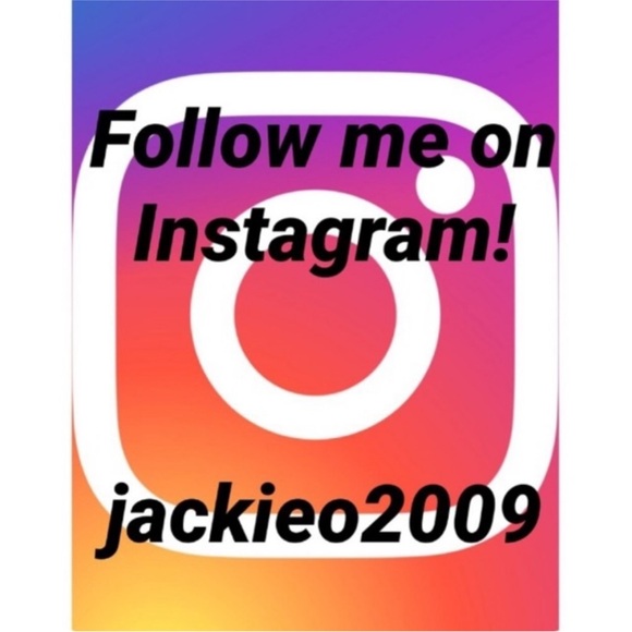 Red CRYSTAL RHINESTONE Butterfly Brooch - Picture 9 of 10